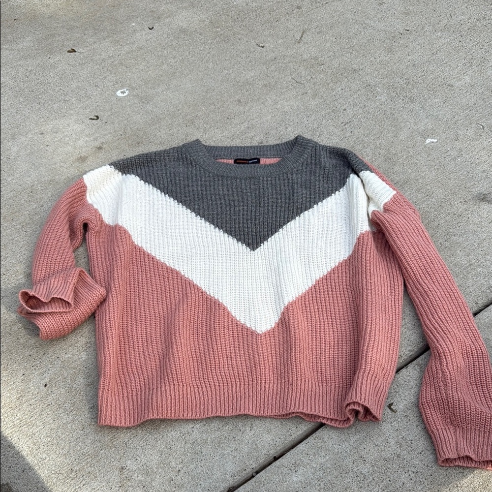 Colorblock Sweater in Pink, Gray, and White